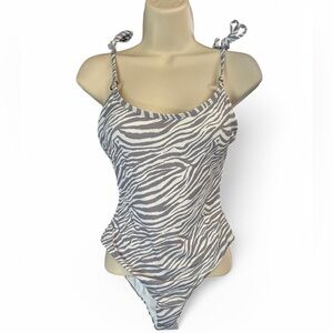Dippin Daisy’s Zebra Print One Piece Swimsuit Medium NWT